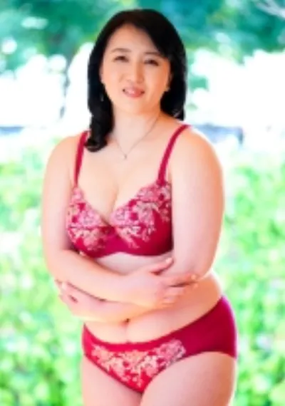 ベロキス大好き!エロ舌絡ませ大好物のメガネ男子をつまみ食い!「中にちょうだい!」と中出しを強請る五十路痴女!