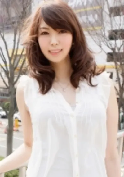 身長175センチバスト91センチFカップのスレンダー巨乳奥様が母乳吹きまくり中出しセックス！！