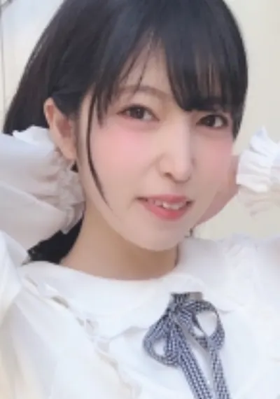 松下くるみ