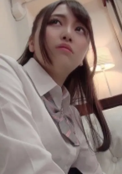 ブス男に迫られるのが嫌だった真面目な女の子は撮られながらのSEXで秘めた性癖が開花し中出しを許す！