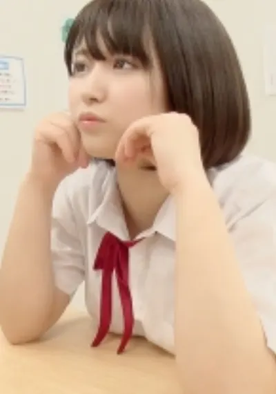 巨乳な図書委員はパンツを脱いで迫ってきたのでそのまま中出しSEXへ!