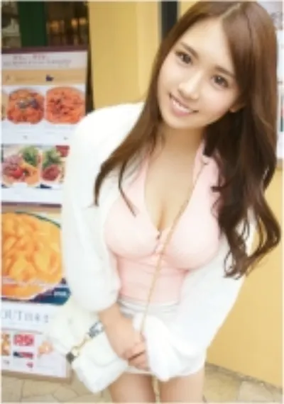 レンタル彼女は巨乳痴女でした汗