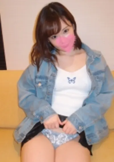 オジサンちんこ沼の美女OL勤務抜け出し中出しセックス撮影会に参加映像が…流出！！オナニーじゃ味わえない生チン愉悦にさらに沼！！