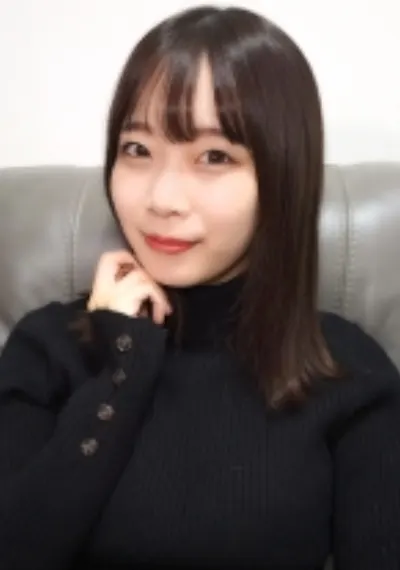 まお(21):某有名 私大在籍!H大好きなインテリ美女と自宅でハメ撮り。