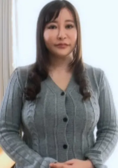 巨乳五十路熟女の初撮りSEX!旦那とのSEXも年齢と共に減り濃厚なSEXの刺激を求めてAV出演!