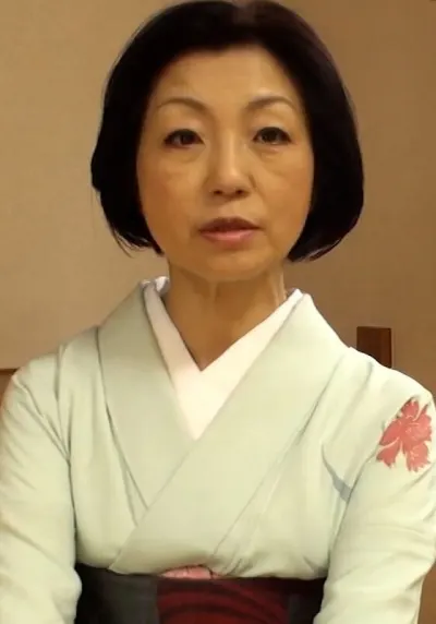 スッキリ清潔感！清清しい性格！ショートヘアーのさわやかおばさん美熟女のギャップ萌え！エロ過ぎる濃厚エッチ！