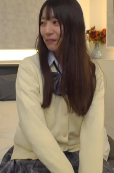 パイズリも頑張る今時の清楚系美少女！