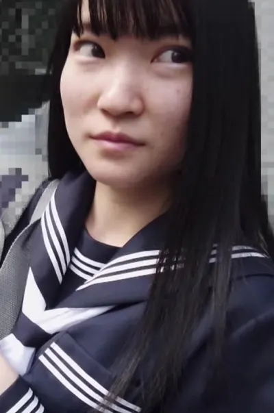 男を知らなそうなセーラー服女子とホテルで一発！