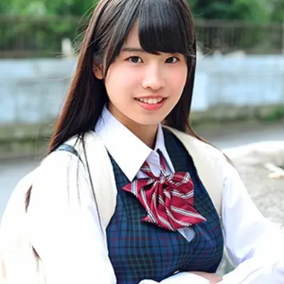りいな