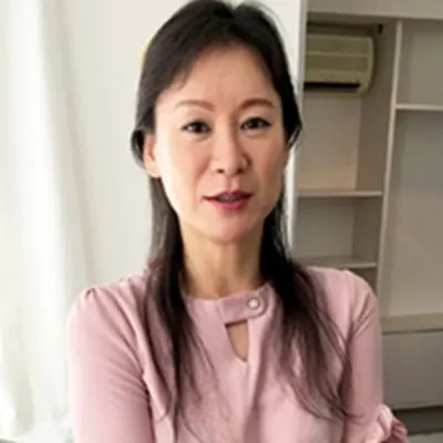 鈴木ゆりえ