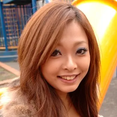 みい
