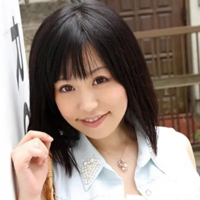 まあな
