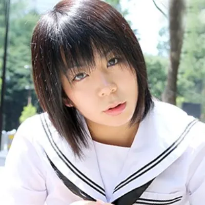 篠田里英