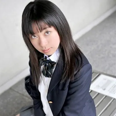 長山里美
