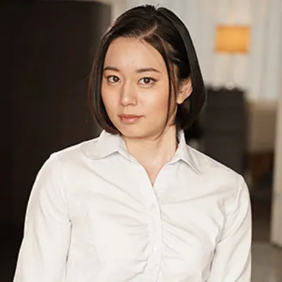 栞奈