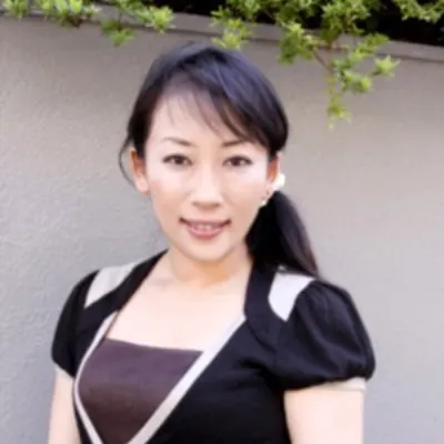 由布