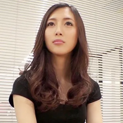 りりな