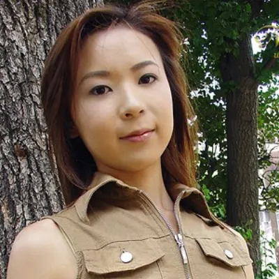 川村ひとみ