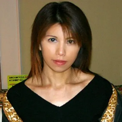 吉本彩