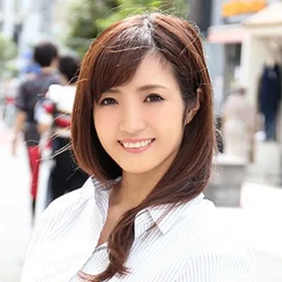 加賀亜矢子
