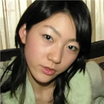 由華