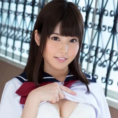 ゆりな