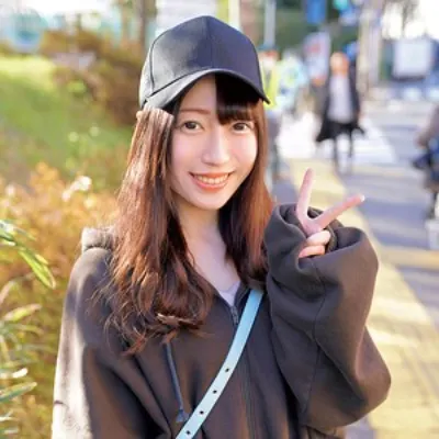 つきの