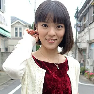 あきな