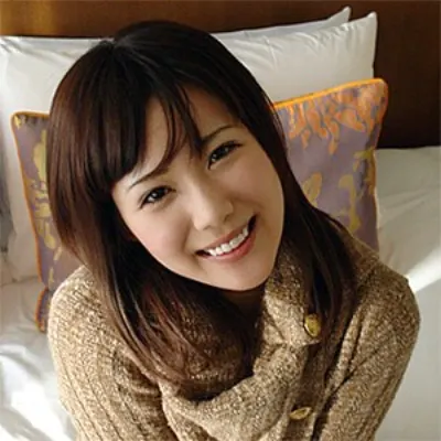 由美
