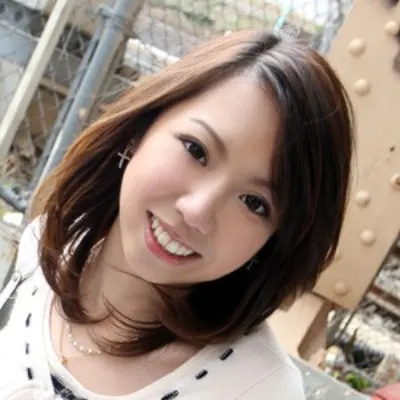 香山里穂